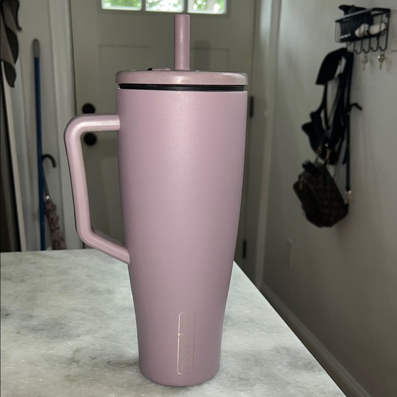 Brumate 40 oz - Picture 2 of 7